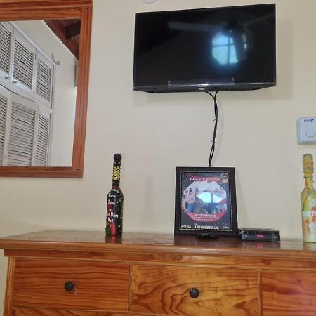Dancehall Hostel คิงส์ตัน ภายนอก รูปภาพ