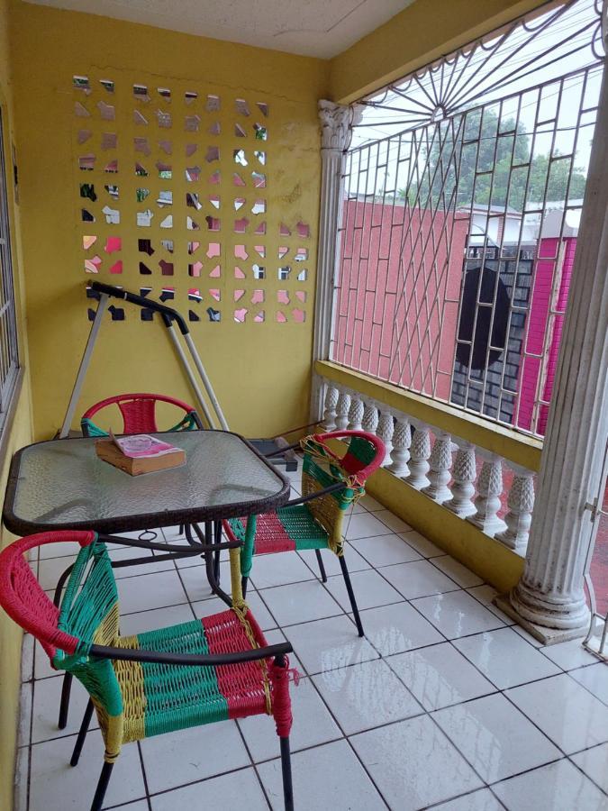 Dancehall Hostel คิงส์ตัน ภายนอก รูปภาพ