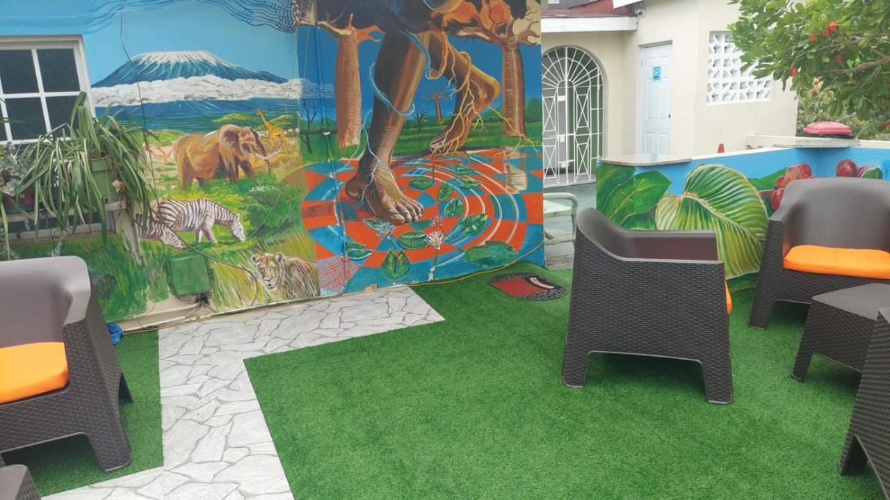 Dancehall Hostel คิงส์ตัน ภายนอก รูปภาพ