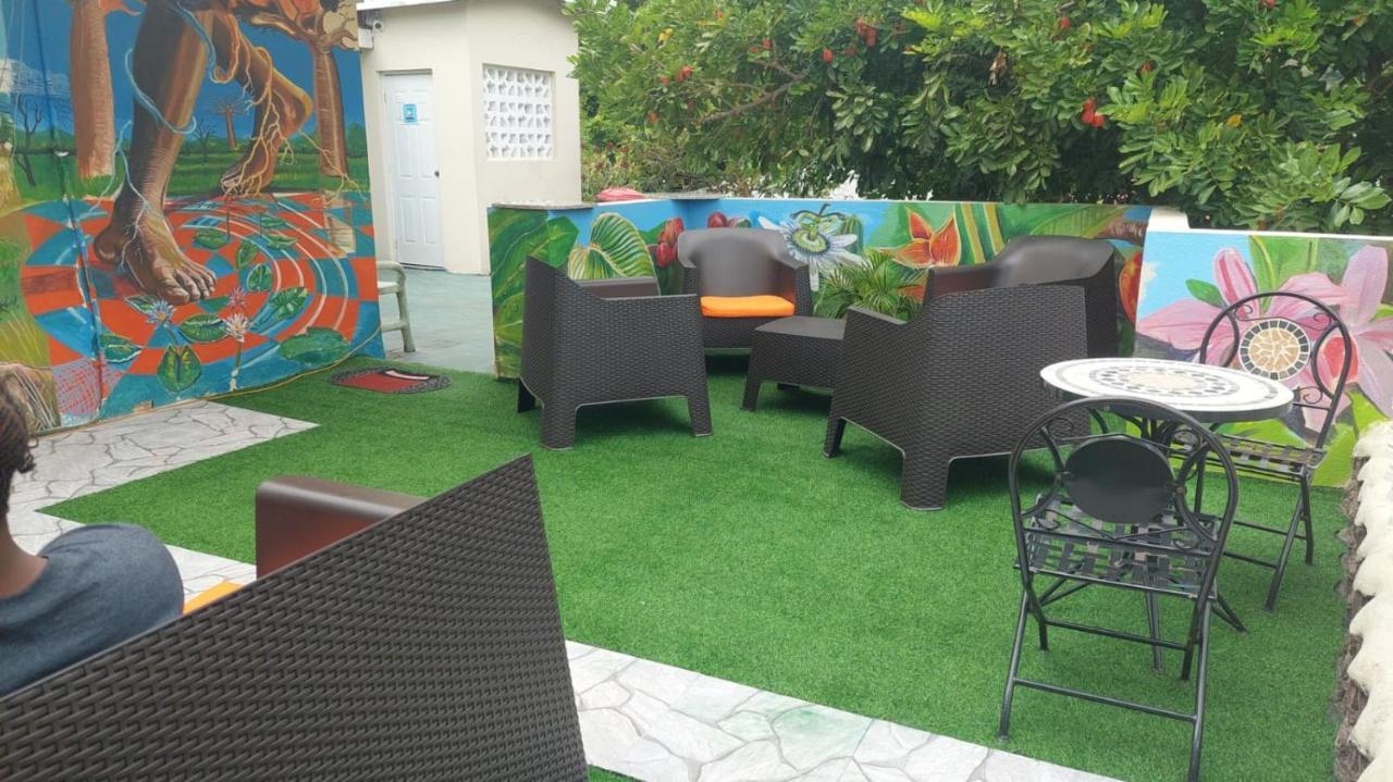 Dancehall Hostel คิงส์ตัน ภายนอก รูปภาพ