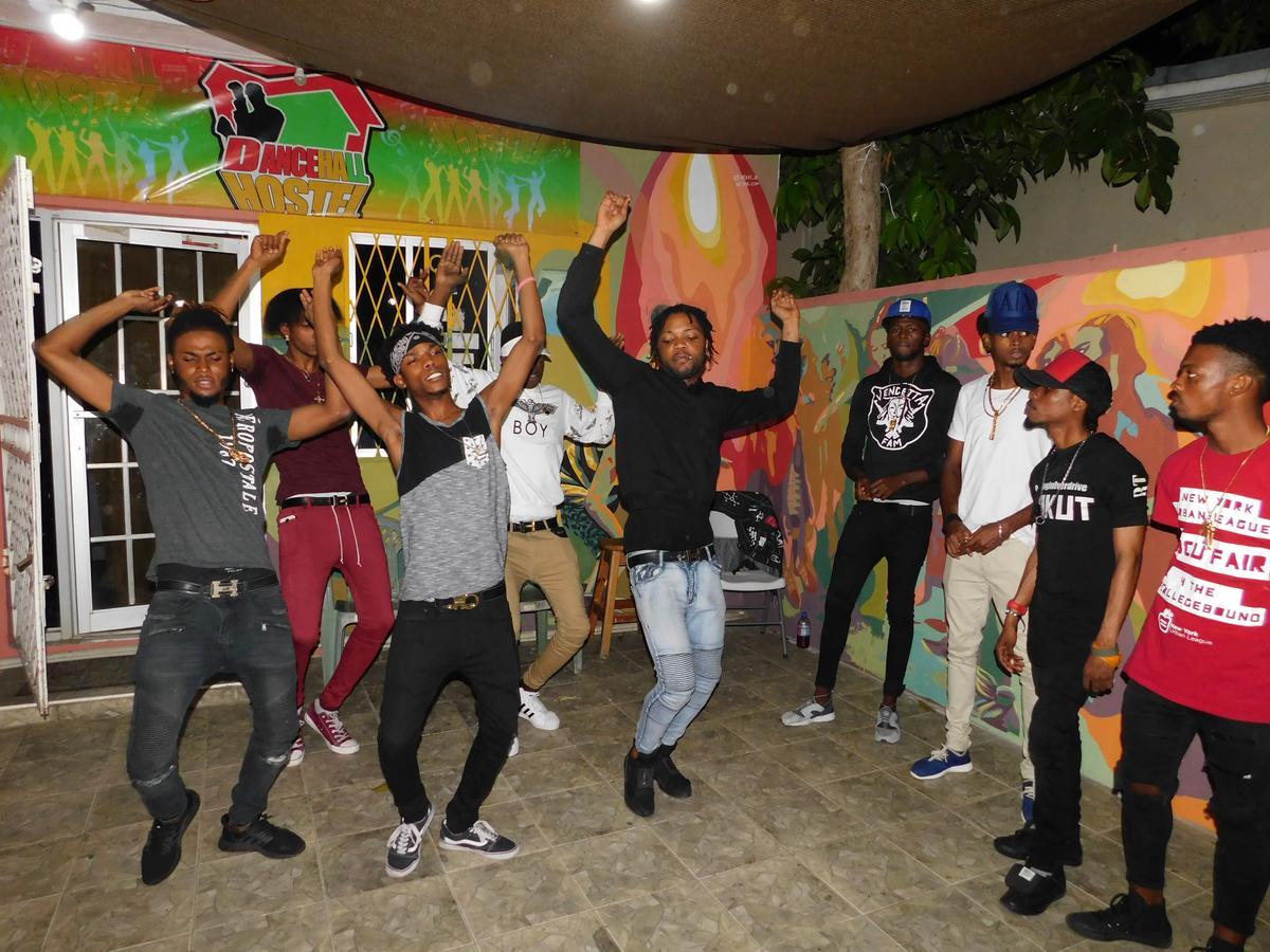 Dancehall Hostel คิงส์ตัน ภายนอก รูปภาพ